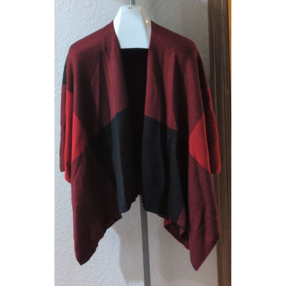 Charlie Paige Black & Red Plaid Shawl Wrap Poncho Cape with side snaps One Size